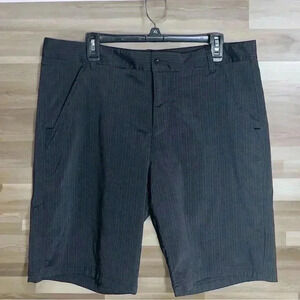 Fila Sport Golf Men's Sz. 36 Flat-Front Black/White Pinstripe Shorts. 10' Inseam